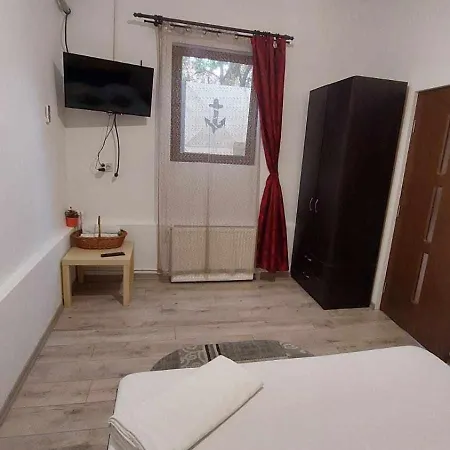 La Oana Apartment *